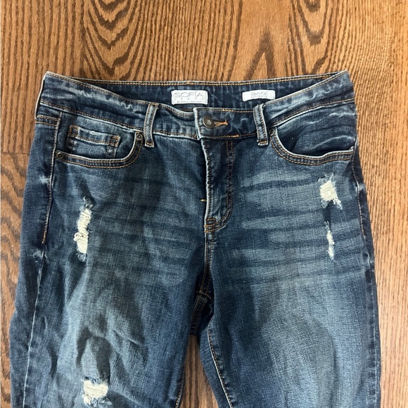 Size 2 boyfriend jeans - Picture 2 of 4